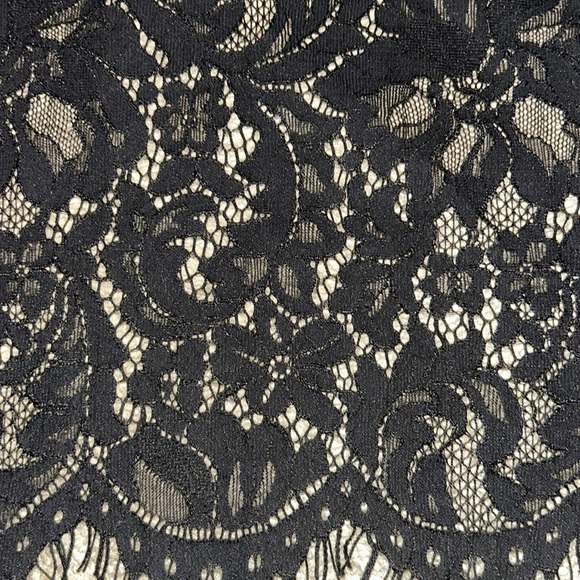 L’AGENCE Daisie black button down lace blouse sz Lg - Picture 7 of 7